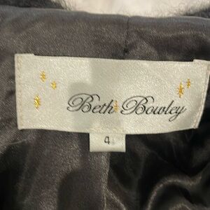 Beth Bowley Black fur fuzzy dress jacket.  Women’s 4